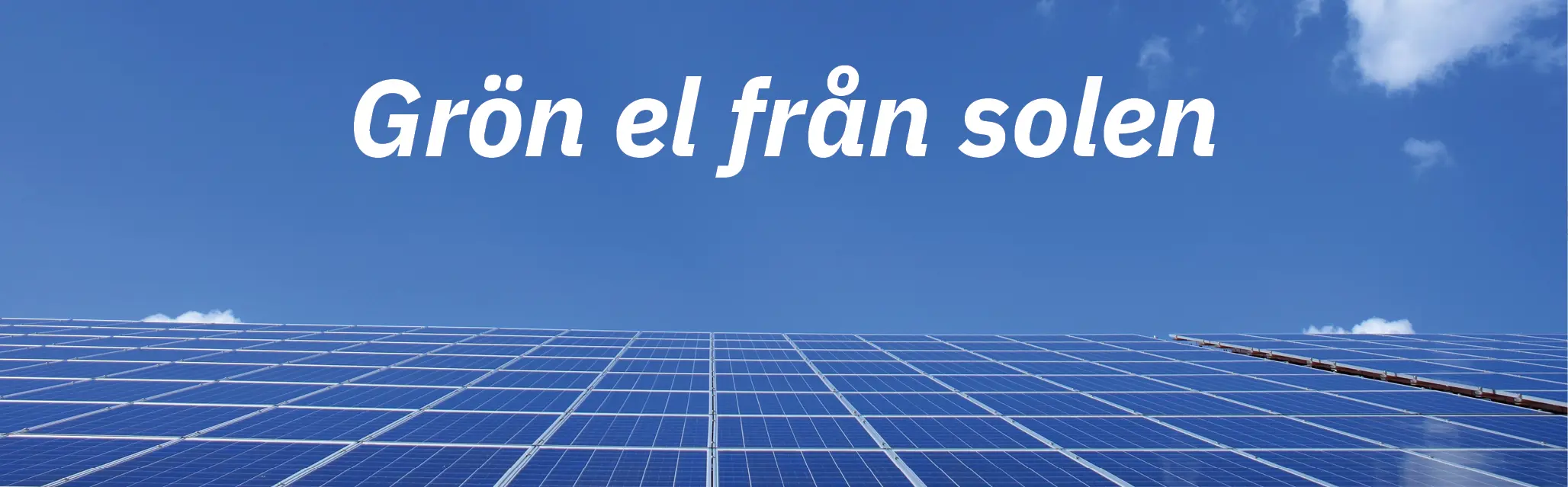 solpaneler på tak mot blå himmel